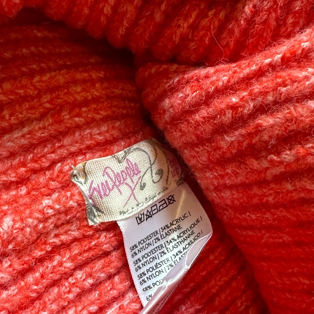 Free People Chunky Ribbed Beanie in Coral Red - Picture 3 of 3